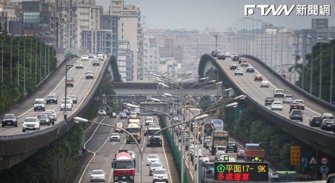 國道上午大致順暢 估下午出現北上車潮